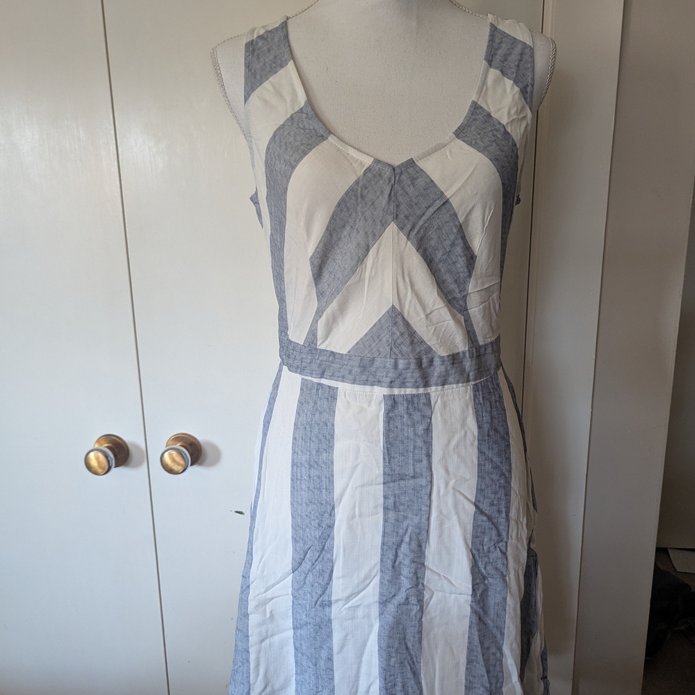 Striped Sleeveless Dress - Blue and White